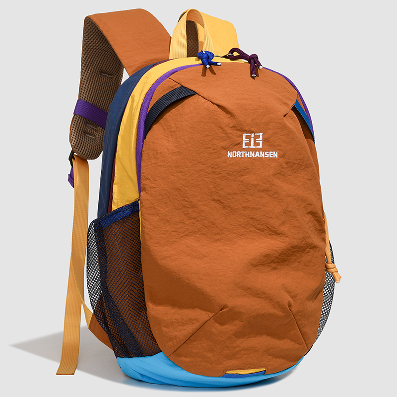 Women Lightweight Travel Backp - Hiking Backpack Waterproof のレビューと価格