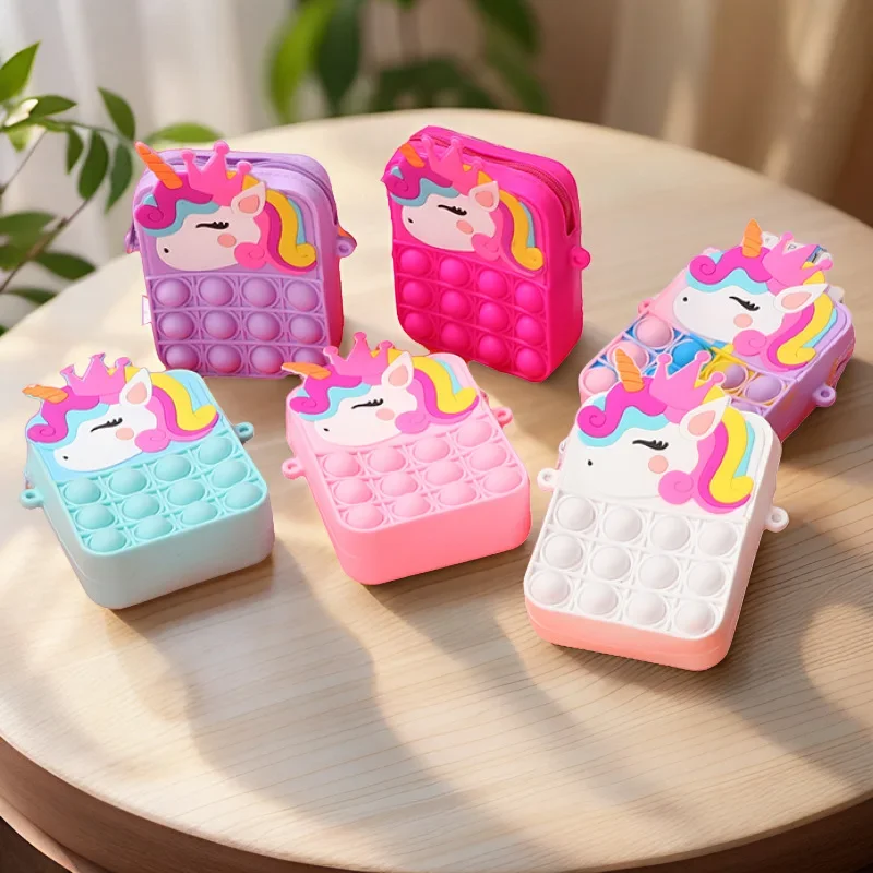Magical Color-Changing Unicorn - Mini Backpack Purse のレビューと価格