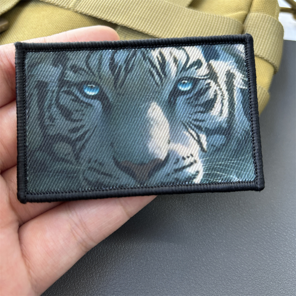 Tiger Eye Printing Tactical Mo - Urban Backpack Tactical のレビューと価格