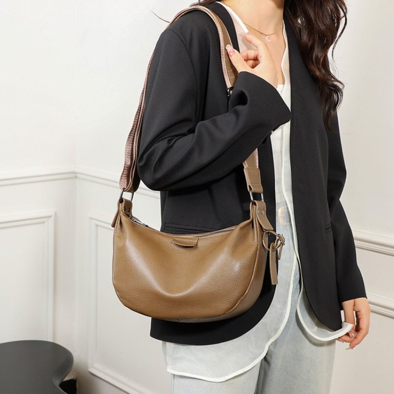 High-End Minimalist Diaper Bag - Backpack Diaper Bag のレビューと価格